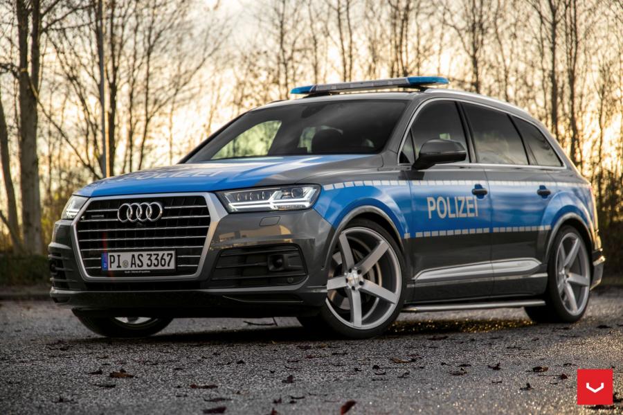  Audi Q7 Police on Vossen Wheels (CV3R) (4M) 2017 года  (фото 1 из 18)